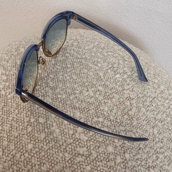 GUCCI Oversized Blue and Gold Metal Sunglasses main image 5